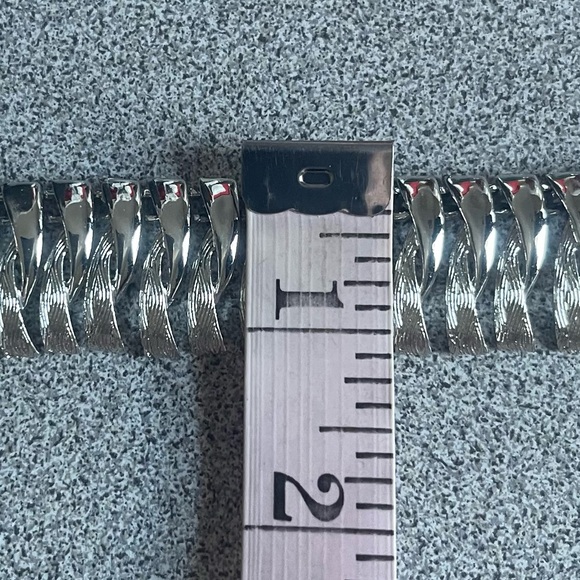 Vintage Coro Silver Toned Necklace - Picture 8 of 8